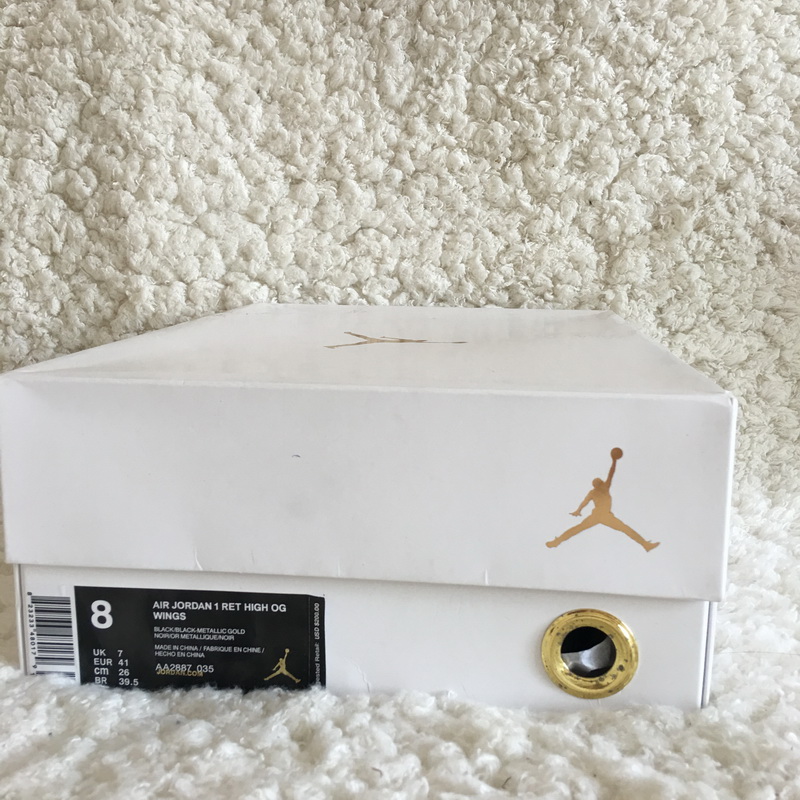 Authentic Air Jordan 1 Ret High OG Wings